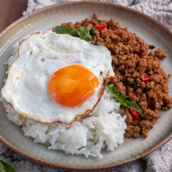 Thai Street Food  Wednesday, July 5, 2023 at 19 h