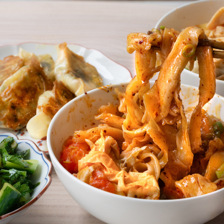 Hand Pulled Noodles  Sonntag, 23. Mrz 2025 um 18 Uhr